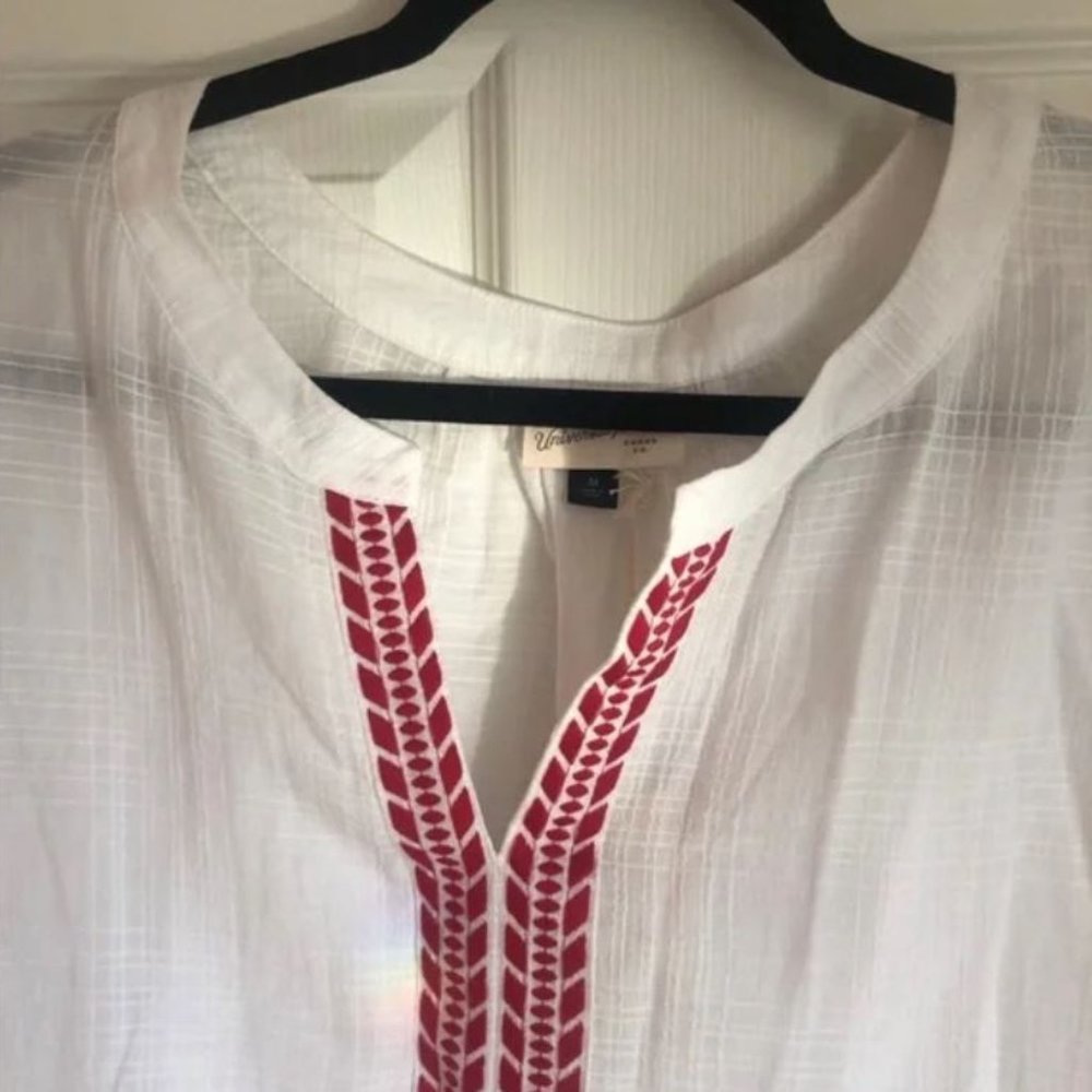 White Tunic - NWT - Picture 3 of 4